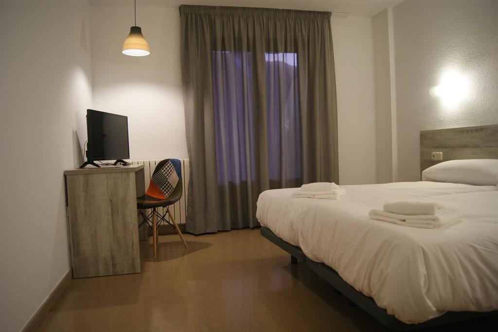 hotel-del-biset-habitacion-3.jpg