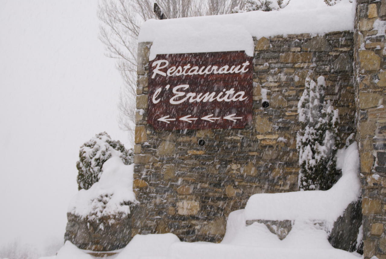 hotel-l-ermita--fachada-nieve-4.jpg