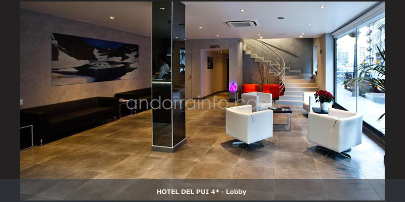 lobby3-hoteldelpui.jpg