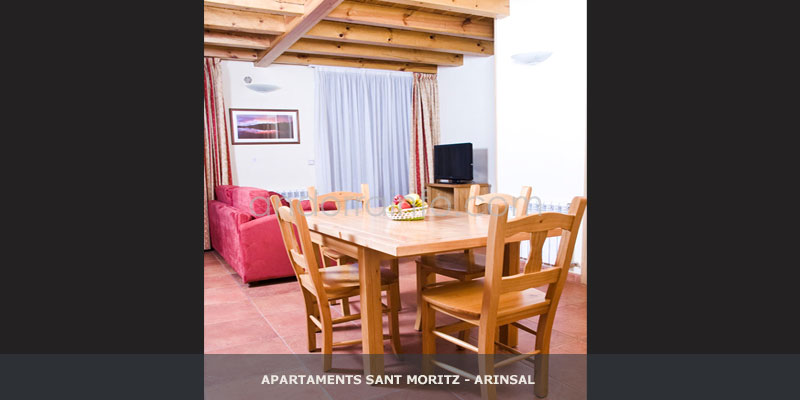 salon-apartamentos-sant-moritz-arinsal.jpg
