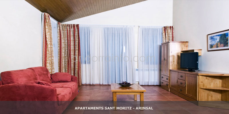 salon2-apartamentos-sant-moritz-arinsal.jpg